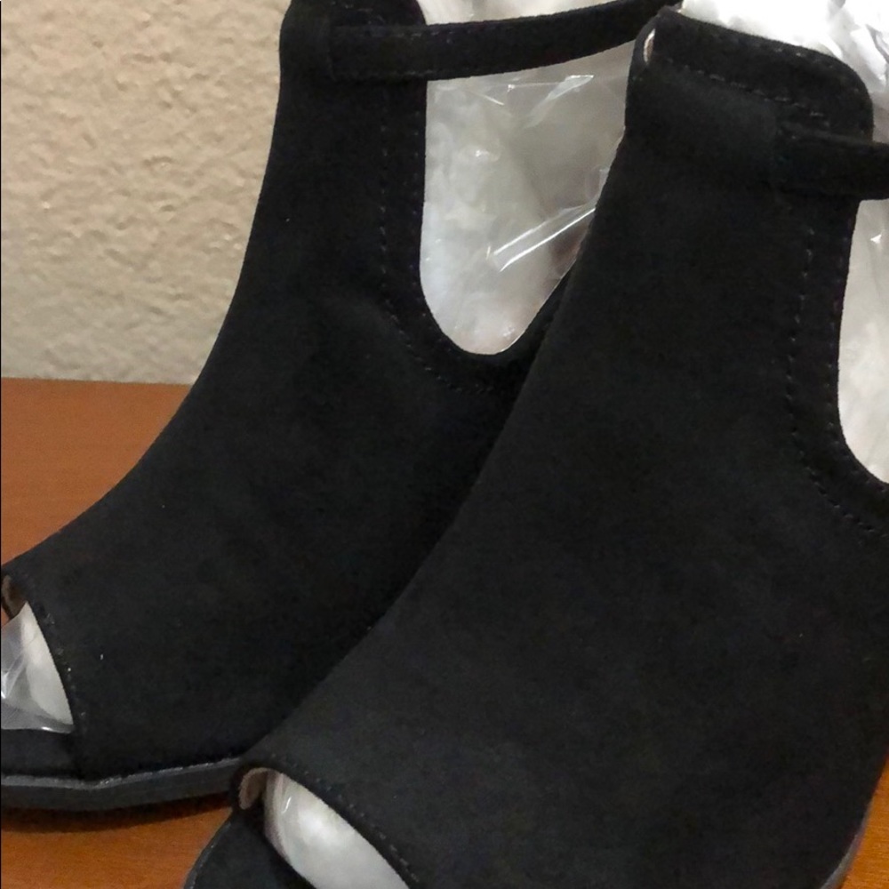 Bootie - Picture 5 of 5